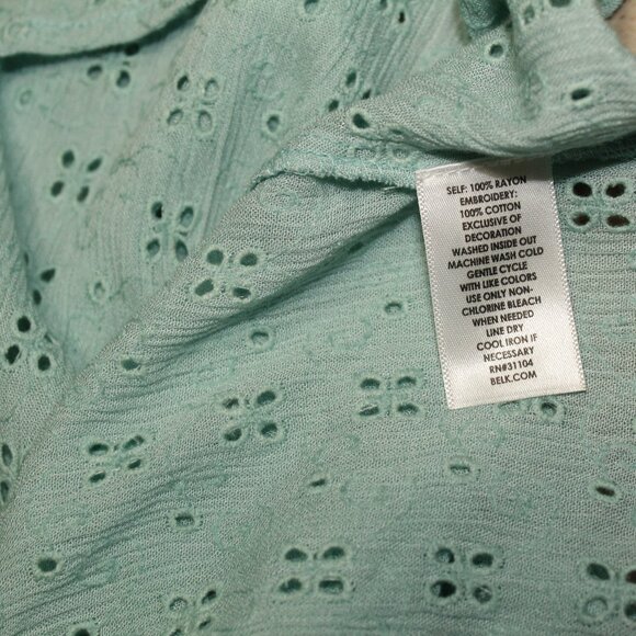 New Directions Polished Women's Teal Eyelet Top Medium Rayon Cotton Ruffle Trim - Picture 4 of 9